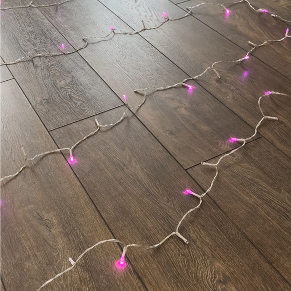 15 ft String of Pink LED Lights. Bedroom dorm room fun. Excellent condition - Picture 7 of 8